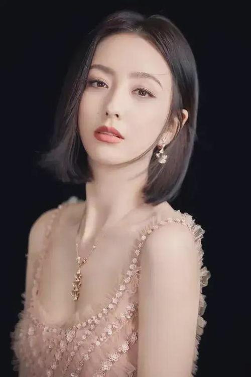 佟丽娅视频,展现优雅魅力，演绎生活百态