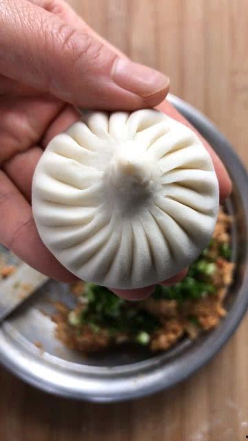 包包子的手法教学视频,轻松掌握烹饪技巧