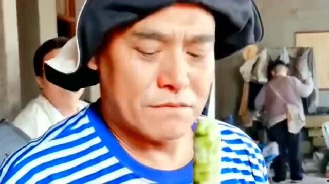 美国黑哥哥吃瓜事件真相,真相揭秘与反思