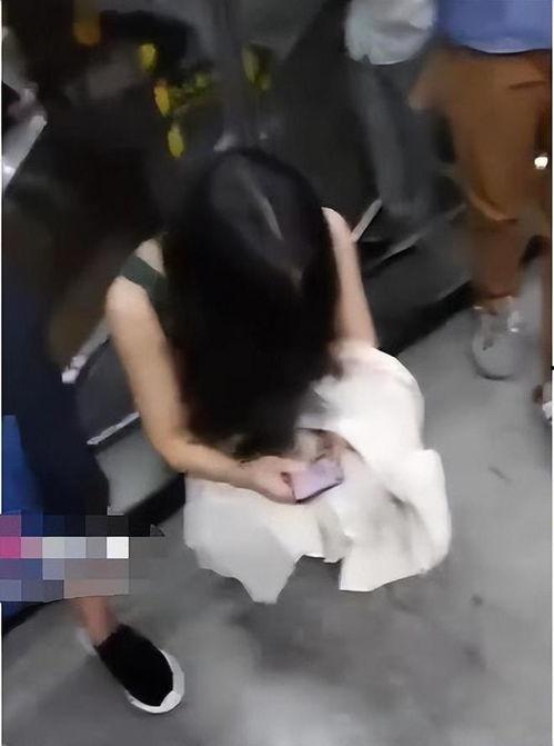 打男生屁股视频,揭秘打男生屁股视频背后的真相